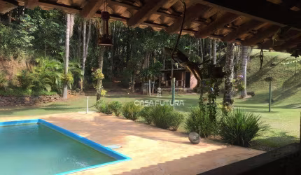 Chácara com 2 dormitórios à venda, 10000 m² por R$ 850.000,00 - Nossa Senhora do Amparo - Barra Mansa/RJ