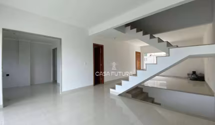 Casa com 3 dormitórios à venda, 228 m² por R$ 770.000,00 - Jardim Suíça - Volta Redonda/RJ