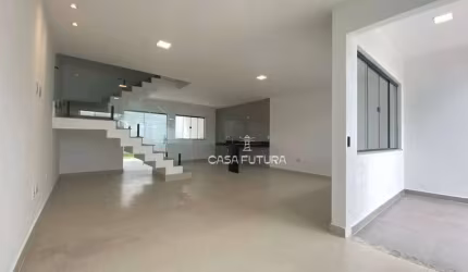 Casa com 3 dormitórios à venda, 152 m² por R$ 695.000,00 - Jardim Belvedere - Volta Redonda/RJ