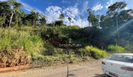 Terreno à venda, 540 m² por R$ 120.000,00 - Retiro - Volta Redonda/RJ