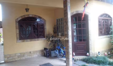Casa com 4 dormitórios à venda, 144 m² por R$ 500.000,00 - Volta Grande IV - Volta Redonda/RJ