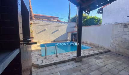 Casa com 3 dormitórios à venda, 155 m² por R$ 650.000,00 - Barreira Cravo - Volta Redonda/RJ
