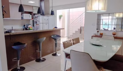 Casa com 4 dormitórios à venda, 250 m² por R$ 780.000,00 - Jardim Suíça - Volta Redonda/RJ