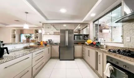 Casa com 3 dormitórios à venda, 216 m² por R$ 1.150.000,00 - Mata Atlântica - Volta Redonda/RJ