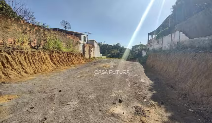 Terreno à venda, 445 m² por R$ 450.000 - Monte Castelo - Volta Redonda/RJ