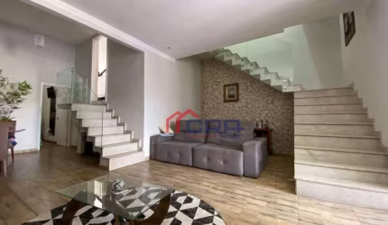 Casa com 3 dormitórios à venda, 200 m² por R$ 830.000,00 - Jardim Belvedere - Volta Redonda/RJ