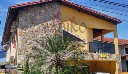 Casa em Condomínio Fechado de alto padrão - Centro - Bertioga.