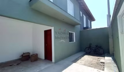 Sobrado NOVO com 2 Suítes e Cozinha Integrada!