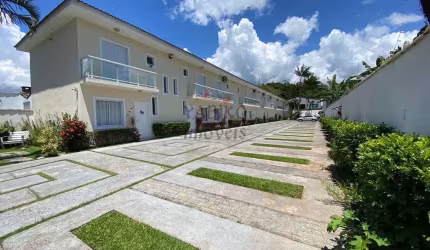 Casa em Világio com 03 dormitórios sendo 01 suíte, 02 vagas.