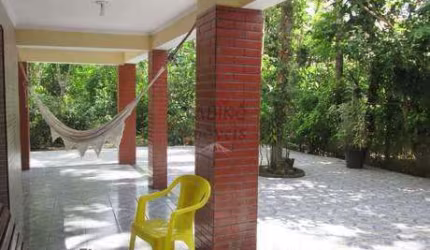 Ótima chácara com 03 dormitórios, no Sitio São João, Bertioga.