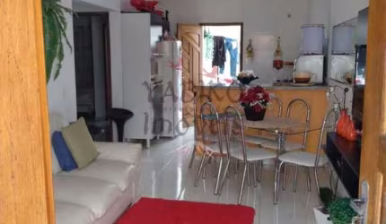 Casa térrea nova com 02 dormitórios sendo 01 suíte, 02 vagas.