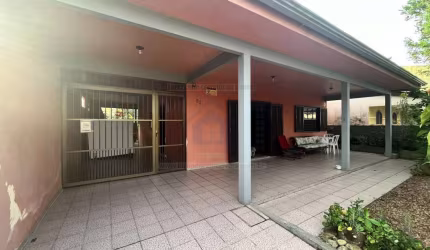Casa para Venda em Pontal do Paraná, Marissol, 2 dormitórios, 1 suíte, 1 banheiro, 3 vagas