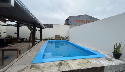Casa para Venda em Pontal do Paraná, Marissol, 2 dormitórios, 1 suíte, 2 banheiros, 3 vagas