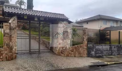 SOBRADO no BOM RETIRO com 5 quartos para VENDA, 300 m²