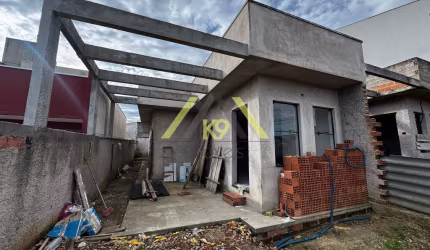 CASAS COM SUÍTE NO CAMPO PEQUENO EM COLOMBO