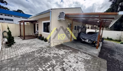 Linda Casa em Condomínio Fechado no Roça Grande em Colombo
