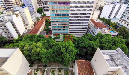 Apartamento 110 m² 3 quartos com uma suíte e dependência completa - Rua Itacuruçá - Tijuca - RJ