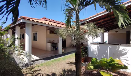 Casa térrea com 3 quartos, 369m² de terreno, em Jauá!