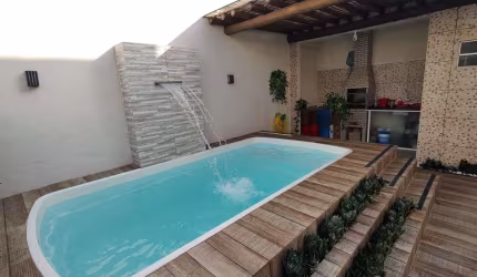 Casa duplex com 4 quartos, 191m² de terreno, nascente, em Ipitanga!