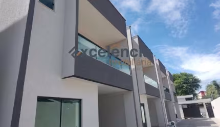 Casa duplex com 4 suítes, 168m² de terreno, em Pitangueiras!