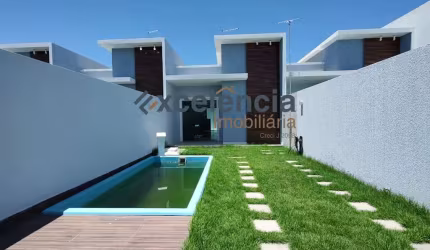 Casa térrea com 2 quartos, 125m2 de terreno, em Arembepe!