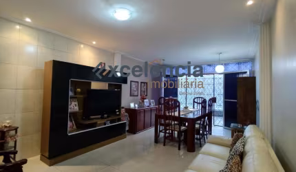 Casa duplex com 4 quartos, 209,10m2 de terreno, em Brotas!
