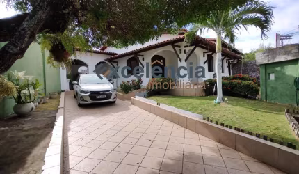 Casa duplex com 3 quartos, 396m2 de terreno, no STIEP!