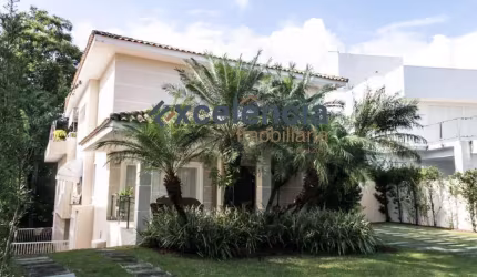 Excelente casa no Alphaville I de Salvador com 7 suítes e 1000m2 de terreno! Oportunidade!