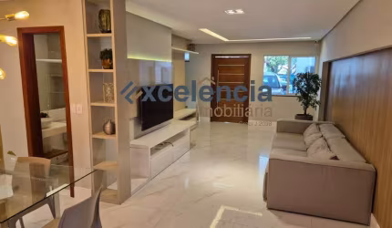 Casa duplex com 3 quartos, 180m2, em Campinas de Brotas!