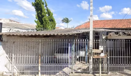 Casa em Terreno Exclusivo no Guabirotuba – Curitiba/PR