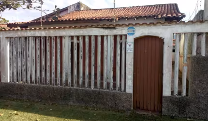 Casa Residencial com os Fundos de frente ao Mar