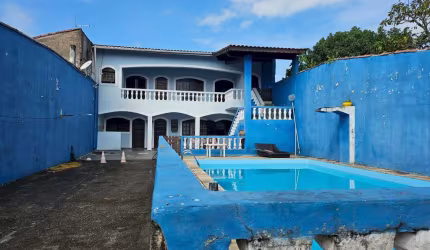 Sobrado Residencial e salão comercial - Lado Praia