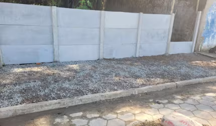 Terreno com 1.072m²