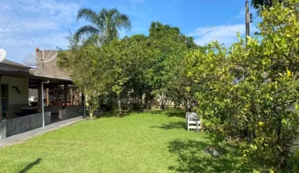 Casa Residencial - Ótima Localização