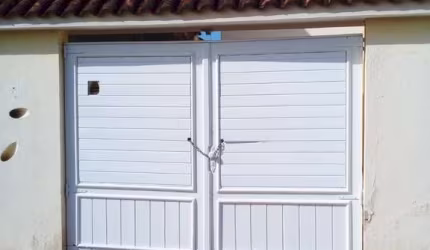 Sobrado Residencial - Lado Praia