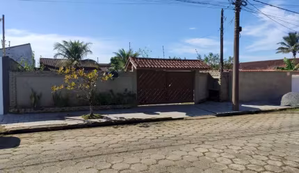Casa Residencial - Ótima Localização