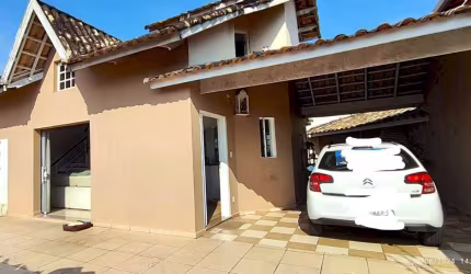 Sobrado Residencial - Lado Praia