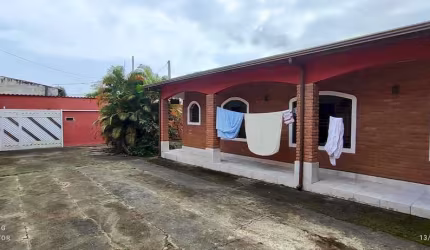 Casa Residencial - Ótima Localização