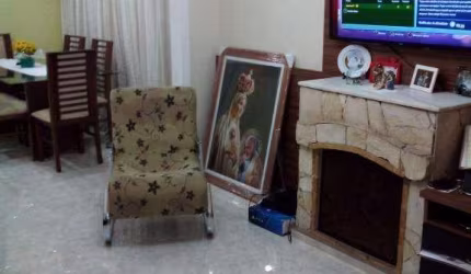 Casa para Venda em Santo André, Jardim Utinga, 3 dormitórios, 3 suítes, 4 banheiros, 5 vagas