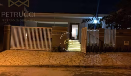 Casa com 3 dormitórios à venda, 263 m² por R$ 1.170.000,00 - Vila Capuava - Valinhos/SP