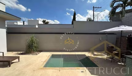 Casa com 3 dormitórios à venda, 200 m² por R$ 1.899.000,00 - Condomínio Tabapuã - Valinhos/SP