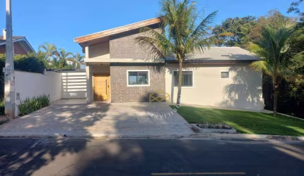 Casa com 4 dormitórios à venda, 280 m² por R$ 2.600.000,00 - Condomínio Estância Marambaia - Vinhedo/SP