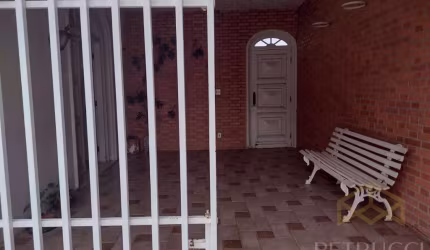 Casa com 6 dormitórios à venda, 318 m² - Vila Embaré - Valinhos/SP