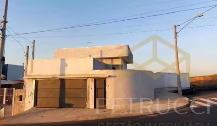 Casa com 3 dormitórios à venda, 140 m² por R$ 695.000,00 - Jardim dos Sabiás - Indaiatuba/SP