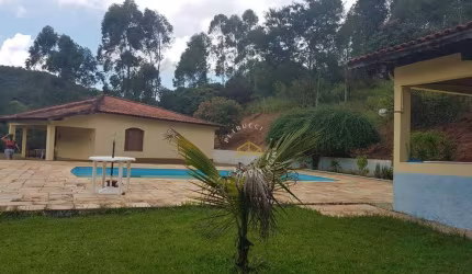 CHÁCARA À VENDA EM NAZARÉ PAULISTA  12.000 M² COM LAGO, PISCINA E POMAR