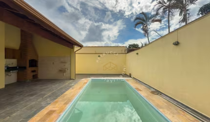 CASA TÉRREA COM PISCINA À VENDA NO JARDIM NOVA EUROPA, CAMPINAS/SP