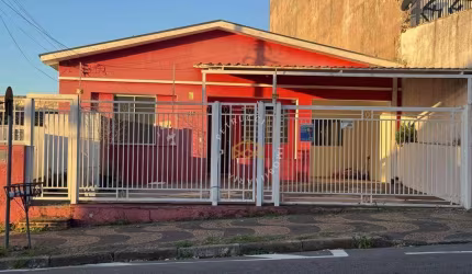 CASA COM EDÍCULA À VENDA NO JARDIM CHAPADÃO EM CAMPINAS