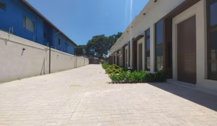 Sobrdo à venda em condomínio no Parque Santa Candida em Campinas