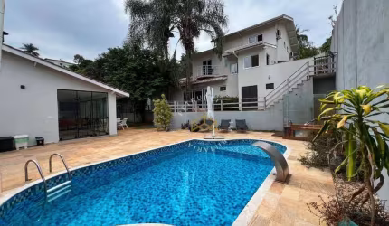 CASA À VENDA NO CONDOMÍNIO VISTA ALEGRE - VINHEDO/SP.