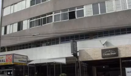 Apartamento com 3 dormitórios no Centro próximo a Escola Álvaro Guião em São Carlos